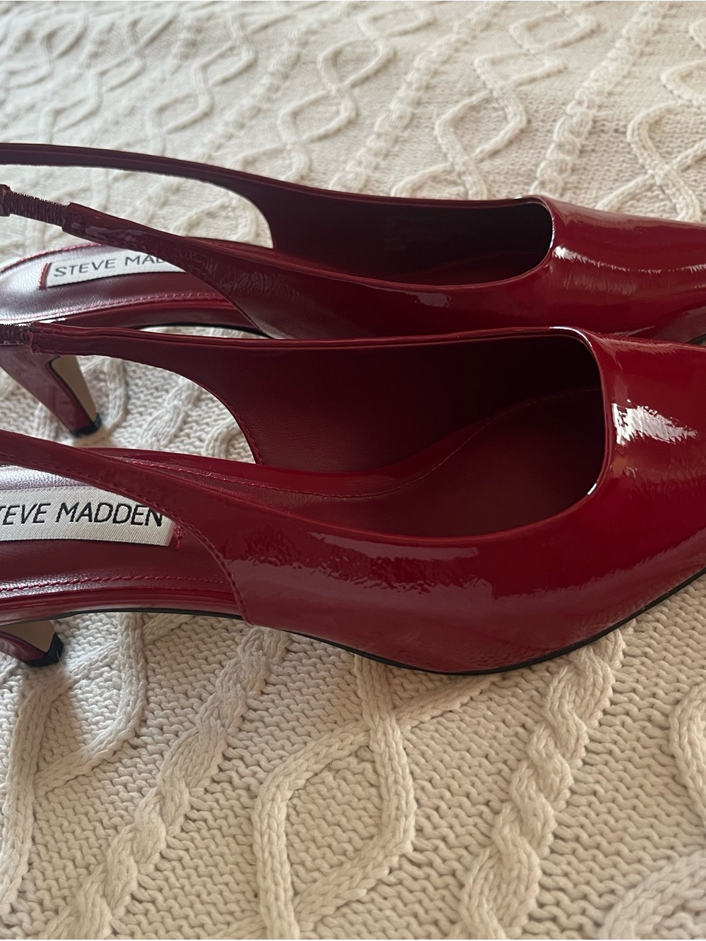Steve Madden Alynna Red Patent Slingback Pointed Heels Various Sizes - Picture 3 of 14